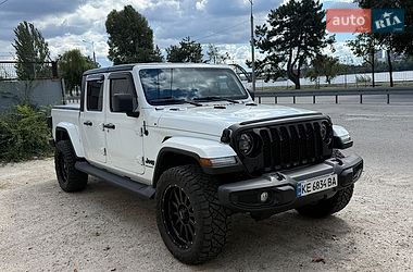 Пікап Jeep Gladiator 2023 в Дніпрі