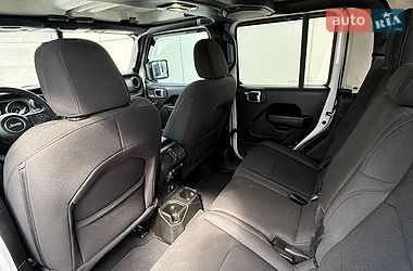 Пікап Jeep Gladiator 2023 в Дніпрі