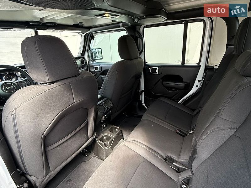 Пікап Jeep Gladiator 2023 в Дніпрі