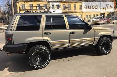 Внедорожник / Кроссовер Jeep Grand Cherokee 1995 в Одессе