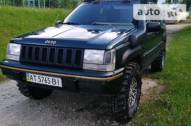 Внедорожник / Кроссовер Jeep Grand Cherokee 1993 в Яремче
