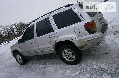 Внедорожник / Кроссовер Jeep Grand Cherokee 2004 в Лубнах