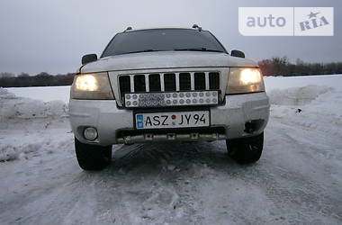 Внедорожник / Кроссовер Jeep Grand Cherokee 2004 в Лубнах