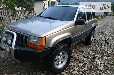 Внедорожник / Кроссовер Jeep Grand Cherokee 1999 в Яремче