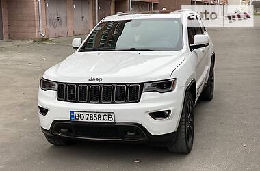 Внедорожник / Кроссовер Jeep Grand Cherokee 2016 в Чорткове