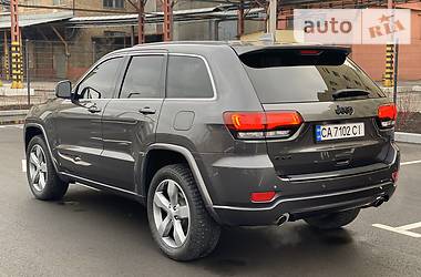 Позашляховик / Кросовер Jeep Grand Cherokee 2015 в Києві