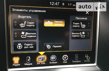 Позашляховик / Кросовер Jeep Grand Cherokee 2013 в 