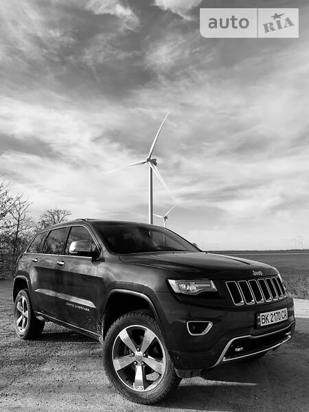 Позашляховик / Кросовер Jeep Grand Cherokee 2015 в Рівному