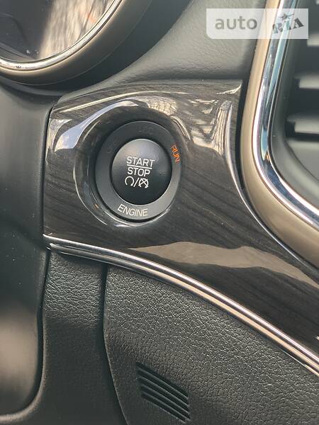 Позашляховик / Кросовер Jeep Grand Cherokee 2015 в Рівному