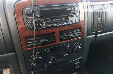 Позашляховик / Кросовер Jeep Grand Cherokee 2003 в 