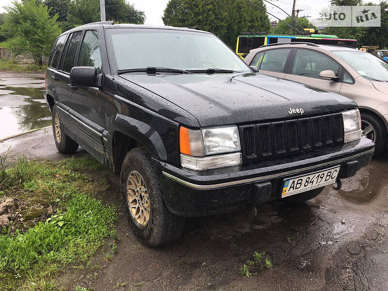 Внедорожник / Кроссовер Jeep Grand Cherokee 1993 в Львове