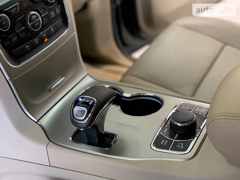 Позашляховик / Кросовер Jeep Grand Cherokee 2015 в Чернігові фото 18 Позашляховик / Кросовер Jeep Grand Cherokee 2015 в Чернігові