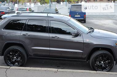 Внедорожник / Кроссовер Jeep Grand Cherokee 2017 в Николаеве