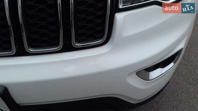 Внедорожник / Кроссовер Jeep Grand Cherokee 2016 в Сумах