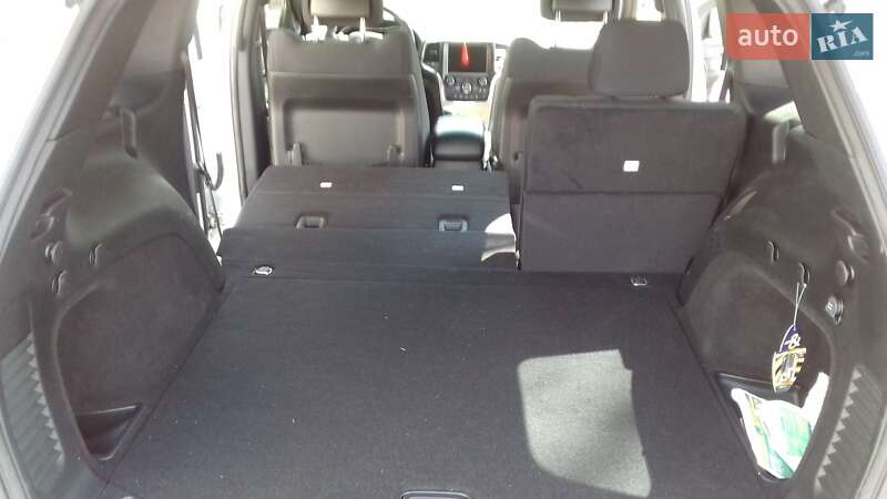 Внедорожник / Кроссовер Jeep Grand Cherokee 2016 в Сумах