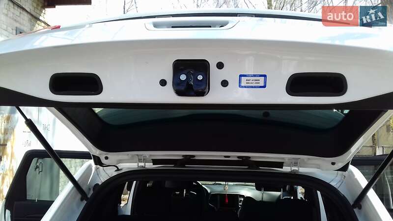 Внедорожник / Кроссовер Jeep Grand Cherokee 2016 в Сумах