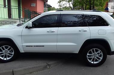 Позашляховик / Кросовер Jeep Grand Cherokee 2016 в Сумах