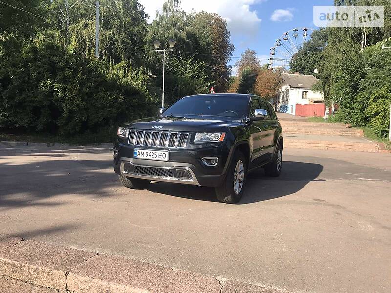 Внедорожник / Кроссовер Jeep Grand Cherokee 2015 в Житомире