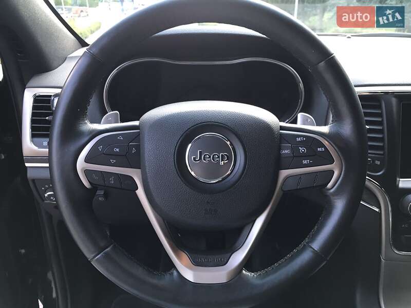 Внедорожник / Кроссовер Jeep Grand Cherokee 2015 в Житомире