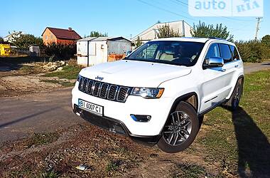 Внедорожник / Кроссовер Jeep Grand Cherokee 2017 в Полтаве