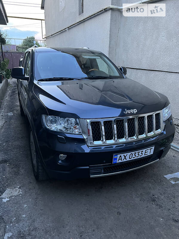 Внедорожник / Кроссовер Jeep Grand Cherokee 2012 в Купянске