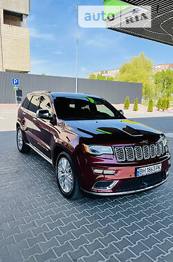 Позашляховик / Кросовер Jeep Grand Cherokee 2017 в Чернігові