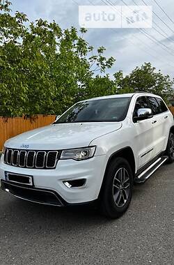 Позашляховик / Кросовер Jeep Grand Cherokee 2017 в Чернівцях