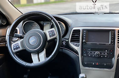 Внедорожник / Кроссовер Jeep Grand Cherokee 2011 в Ровно