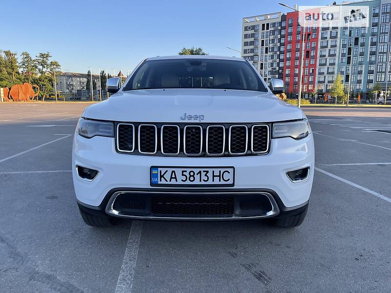 Позашляховик / Кросовер Jeep Grand Cherokee 2019 в 