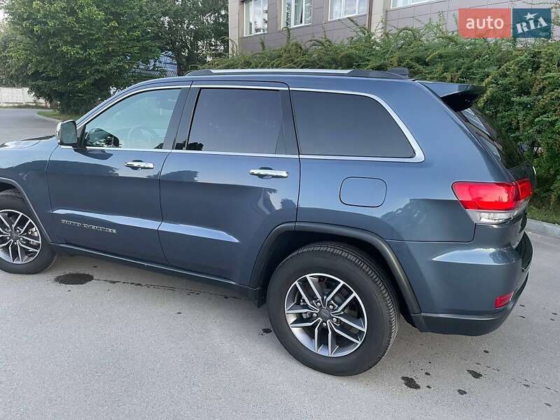 Внедорожник / Кроссовер Jeep Grand Cherokee 2019 в Киеве