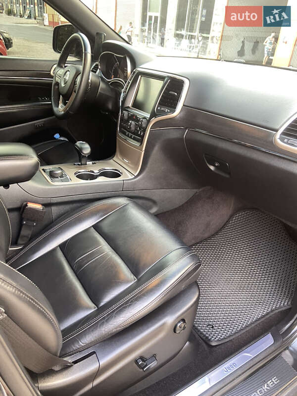 Внедорожник / Кроссовер Jeep Grand Cherokee 2015 в Славянске фото 10 Внедорожник / Кроссовер Jeep Grand Cherokee 2015 в Славянске