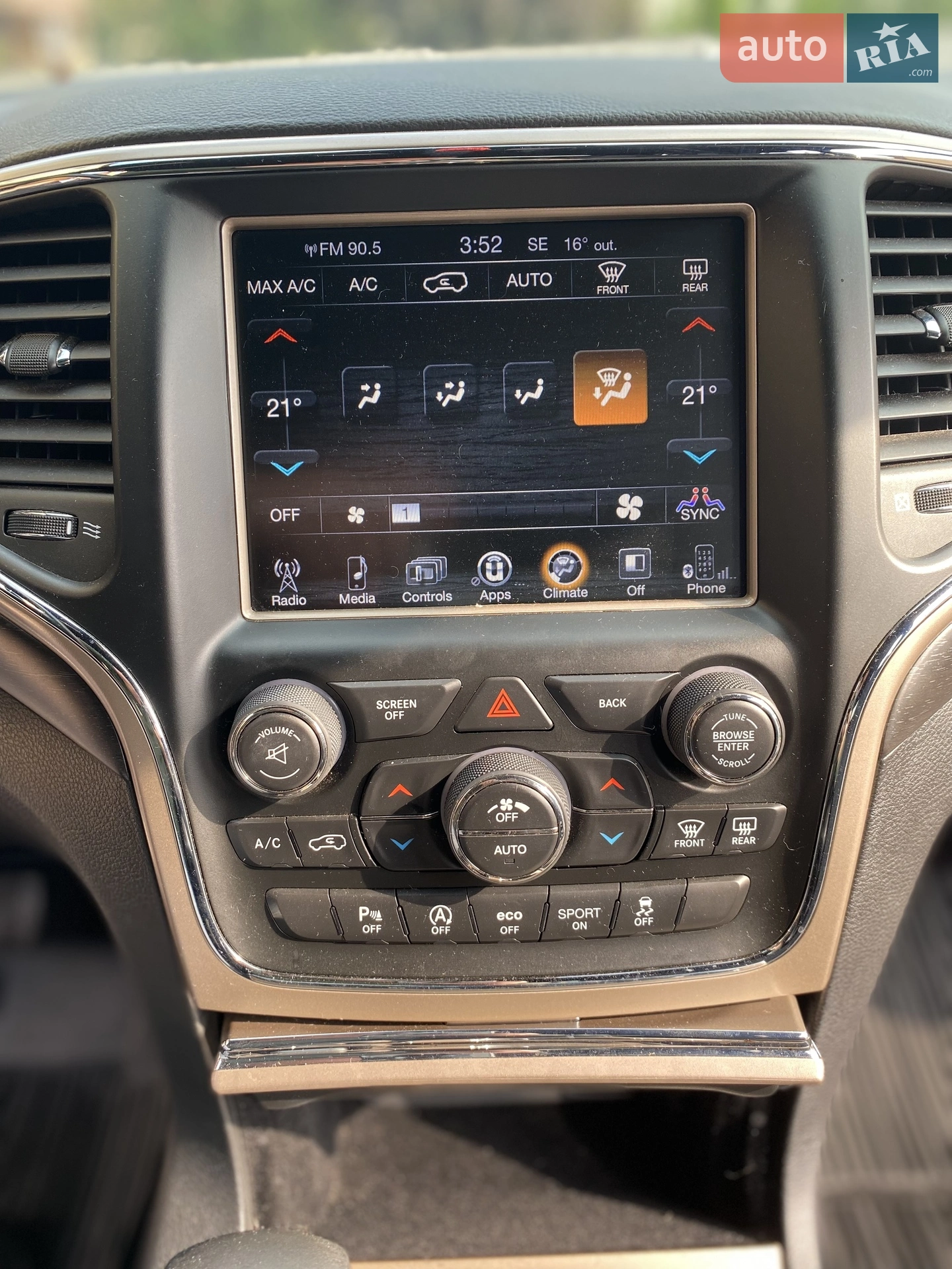 2016 Jeep Grand Cherokee - мініатюра 34