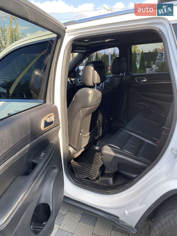 Позашляховик / Кросовер Jeep Grand Cherokee 2015 в Луцьку фото 11 Позашляховик / Кросовер Jeep Grand Cherokee 2015 в Луцьку