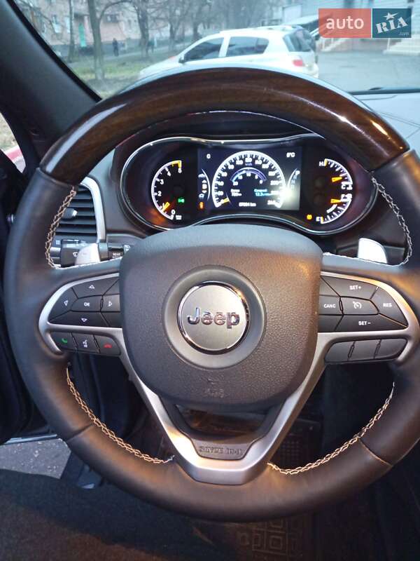 Позашляховик / Кросовер Jeep Grand Cherokee 2017 в Харкові
