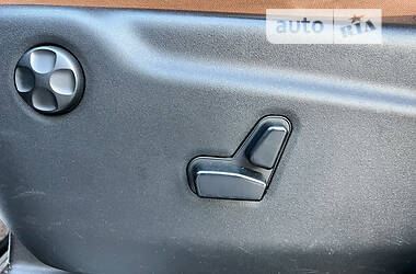 Внедорожник / Кроссовер Jeep Grand Cherokee 2012 в Киеве