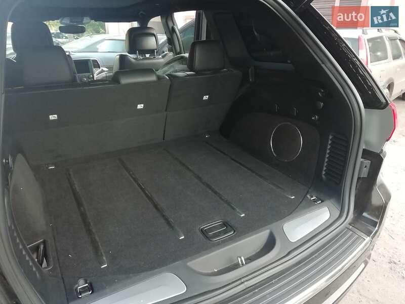Внедорожник / Кроссовер Jeep Grand Cherokee 2017 в Чернигове