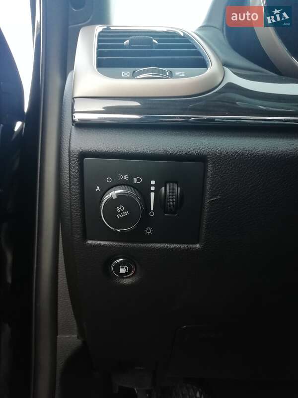 Внедорожник / Кроссовер Jeep Grand Cherokee 2017 в Чернигове