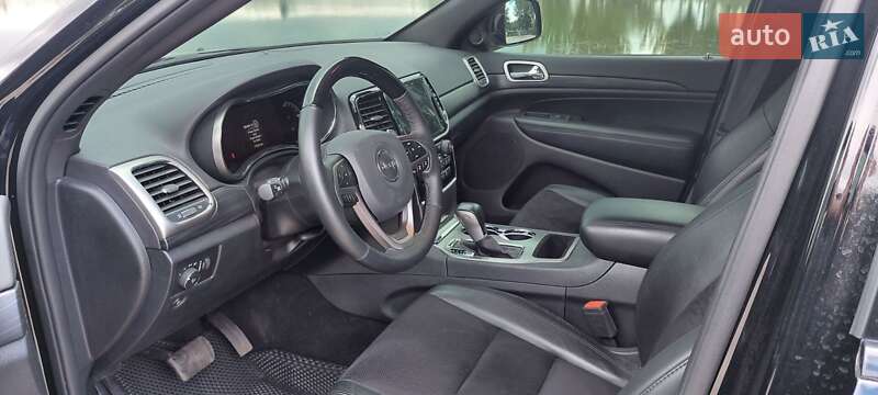 Внедорожник / Кроссовер Jeep Grand Cherokee 2020 в Кривом Роге