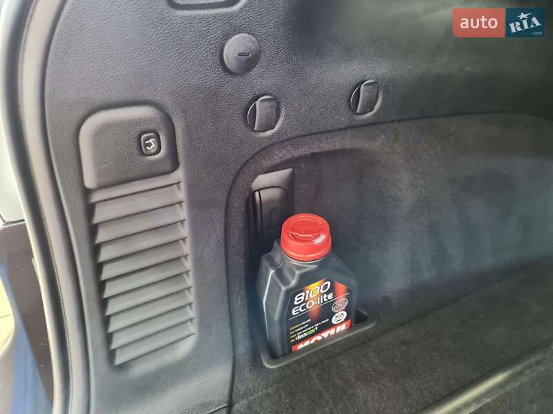 Внедорожник / Кроссовер Jeep Grand Cherokee 2017 в Ивано-Франковске фото 39 Внедорожник / Кроссовер Jeep Grand Cherokee 2017 в Ивано-Франковске