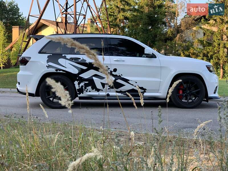 Внедорожник / Кроссовер Jeep Grand Cherokee 2018 в Киеве