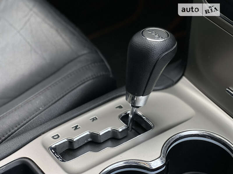 Внедорожник / Кроссовер Jeep Grand Cherokee 2010 в Коломые