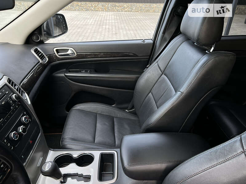 Внедорожник / Кроссовер Jeep Grand Cherokee 2010 в Коломые