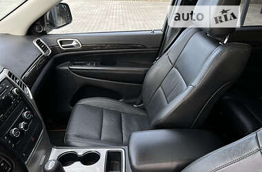 Внедорожник / Кроссовер Jeep Grand Cherokee 2010 в 