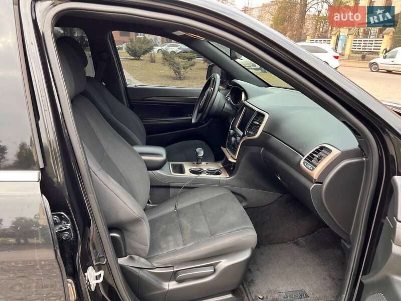 Внедорожник / Кроссовер Jeep Grand Cherokee 2015 в Киеве