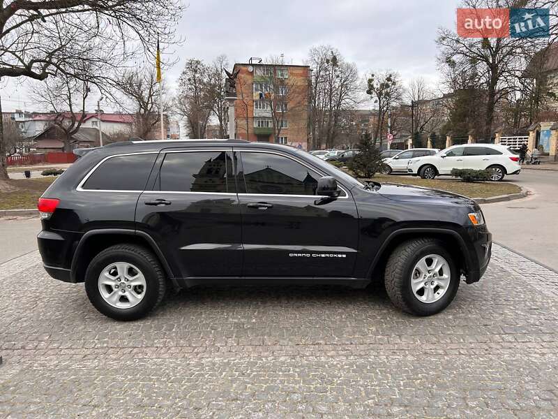 Внедорожник / Кроссовер Jeep Grand Cherokee 2015 в Киеве