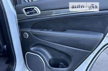 Позашляховик / Кросовер Jeep Grand Cherokee 2015 в 