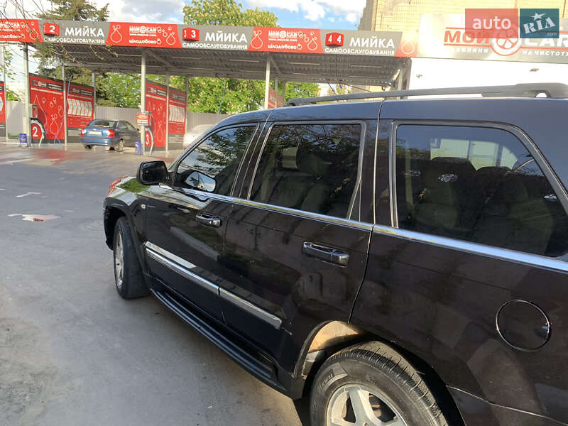 Внедорожник / Кроссовер Jeep Grand Cherokee 2005 в Киеве