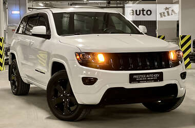 Позашляховик / Кросовер Jeep Grand Cherokee 2015 в Києві