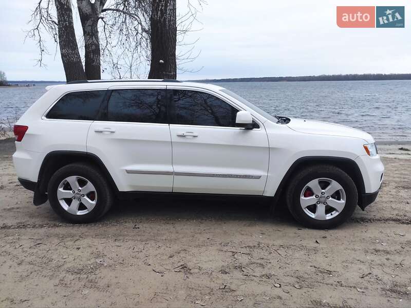 Внедорожник / Кроссовер Jeep Grand Cherokee 2011 в Запорожье