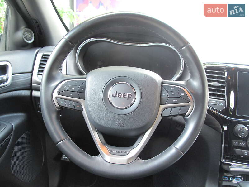 Внедорожник / Кроссовер Jeep Grand Cherokee 2020 в Киеве